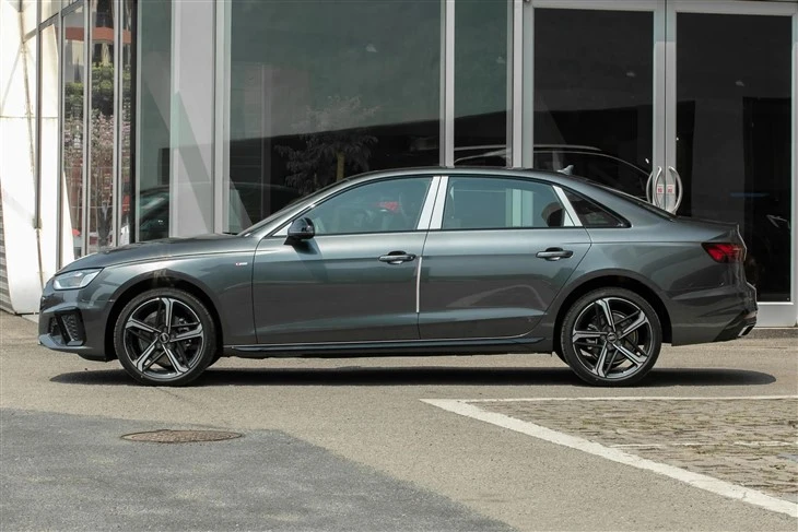 AUDI A4 AUDI A4